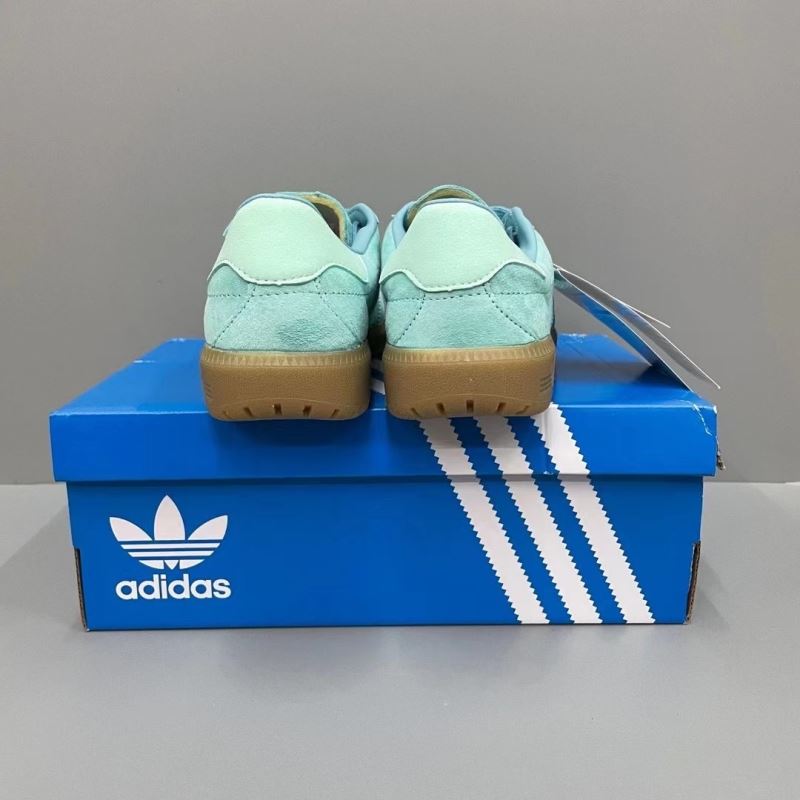 Adidas Sneakers